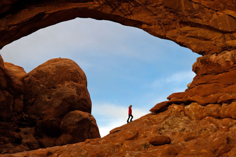 Unveiling Arches: Your Ultimate Hiking Experience Awaits